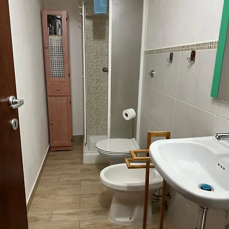 Via Roma House 住宿加早餐酒店 *